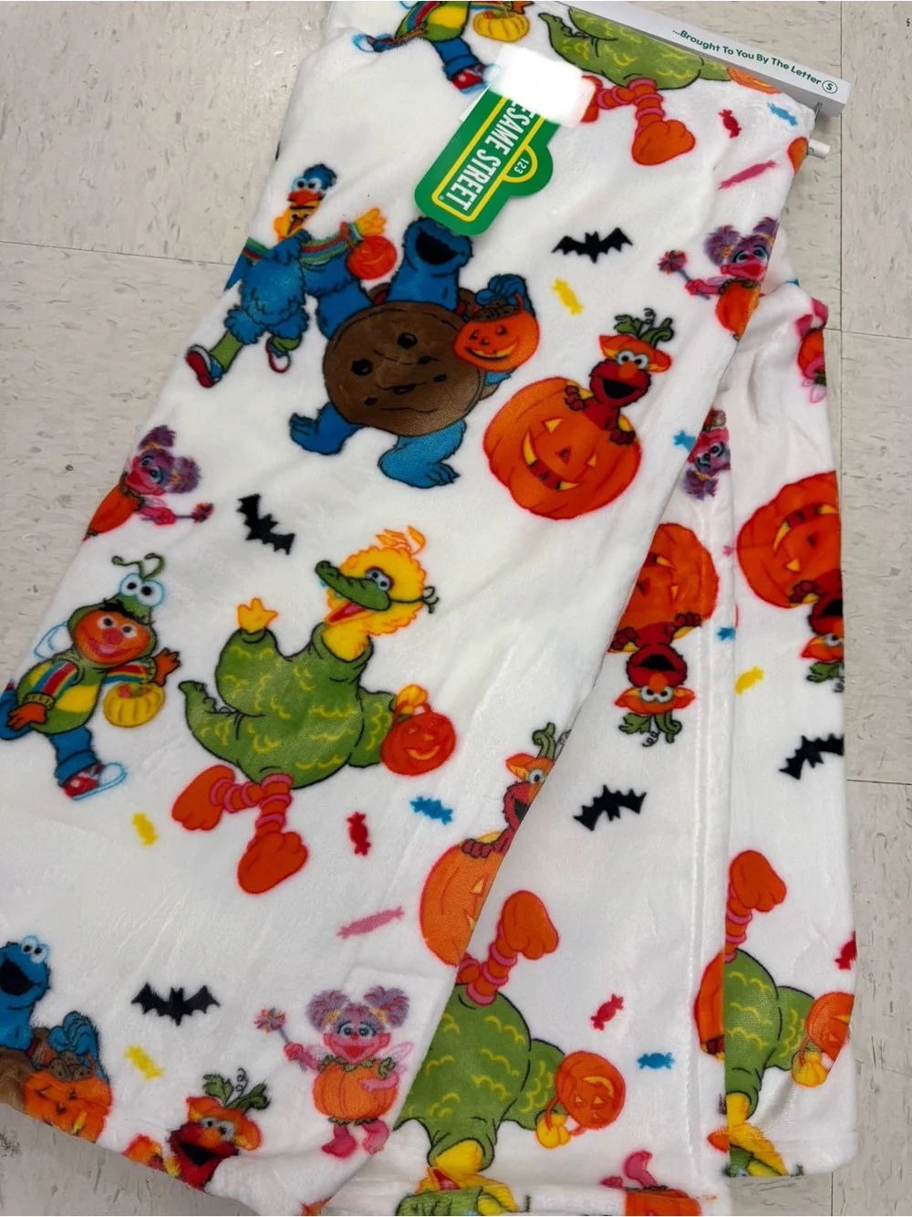 Sesame Street Kids Halloween Plush Throw Blanket - White, Orange, Green, Blue